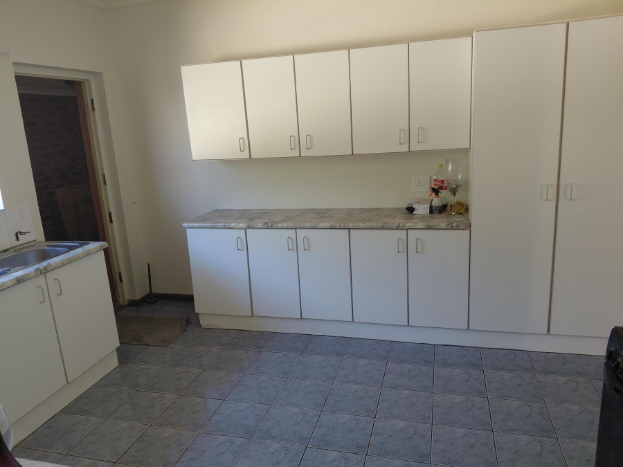 4 Bedroom Property for Sale in Bothasrus Eastern Cape